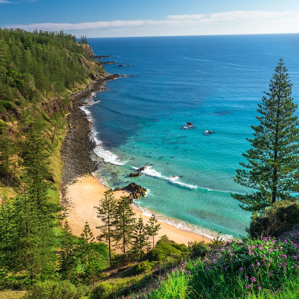 7-nights-on-norfolk-island-burnt-pine-travel